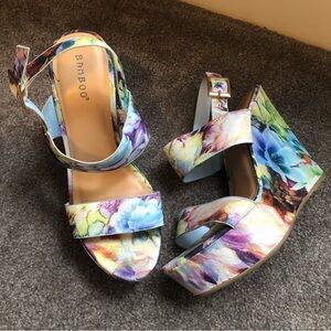 Colorful Floral platform shoes 🌸🌺🪻